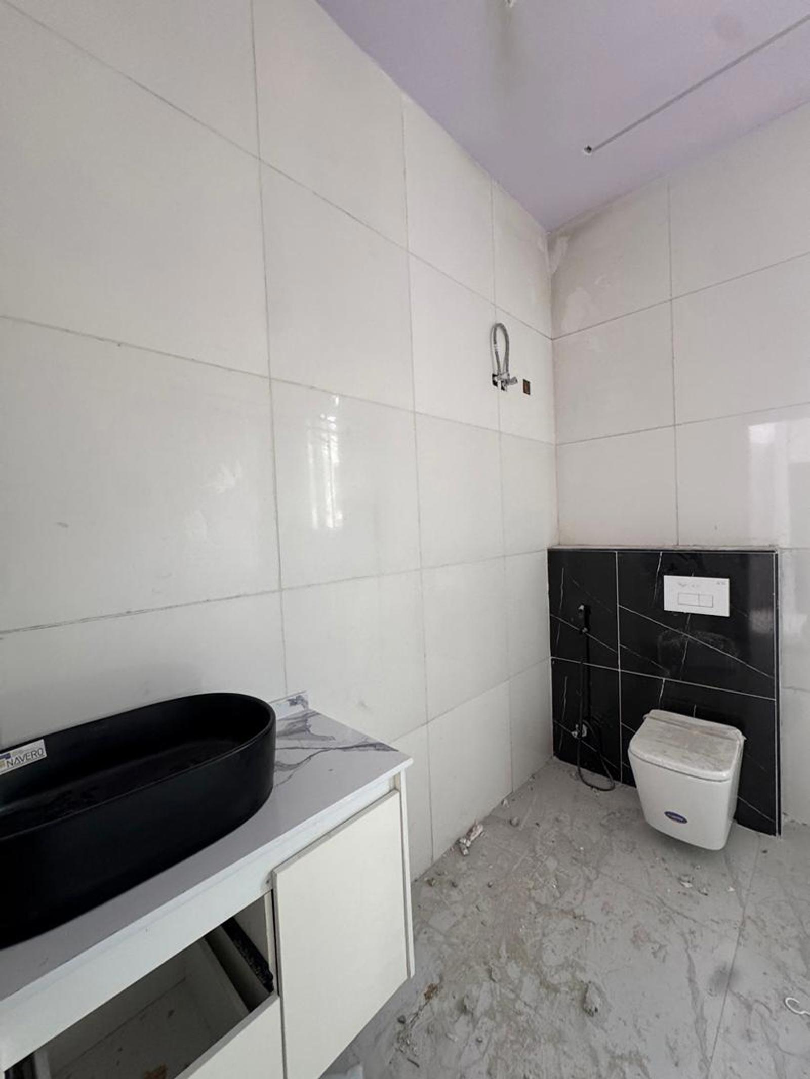 BIGGEST 1,2,3 BEDROOM APARTMENTS & 4 BEDROOM PENTHOUSE IN IKATE