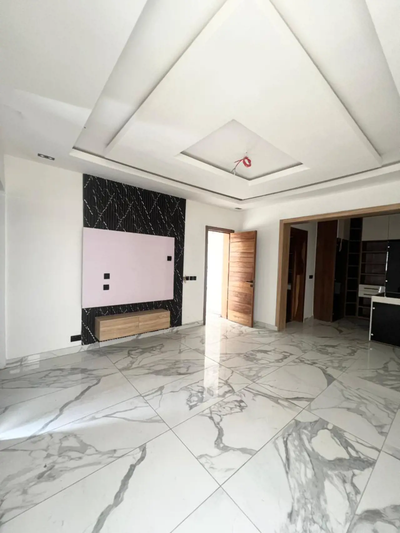 MODERN SMART HOME 5 BEDROOM DETACHED DUPLEX