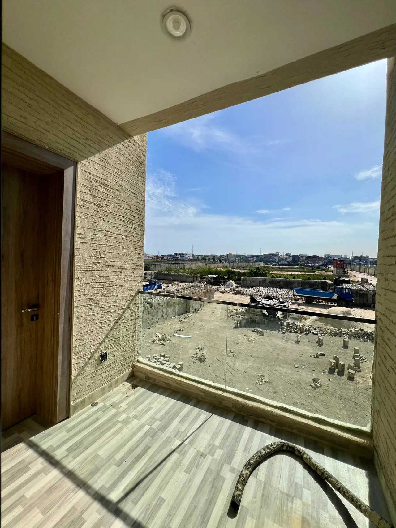 1 bedroom & 2 bedroom  apartment with elevator. Lekki Phase 1