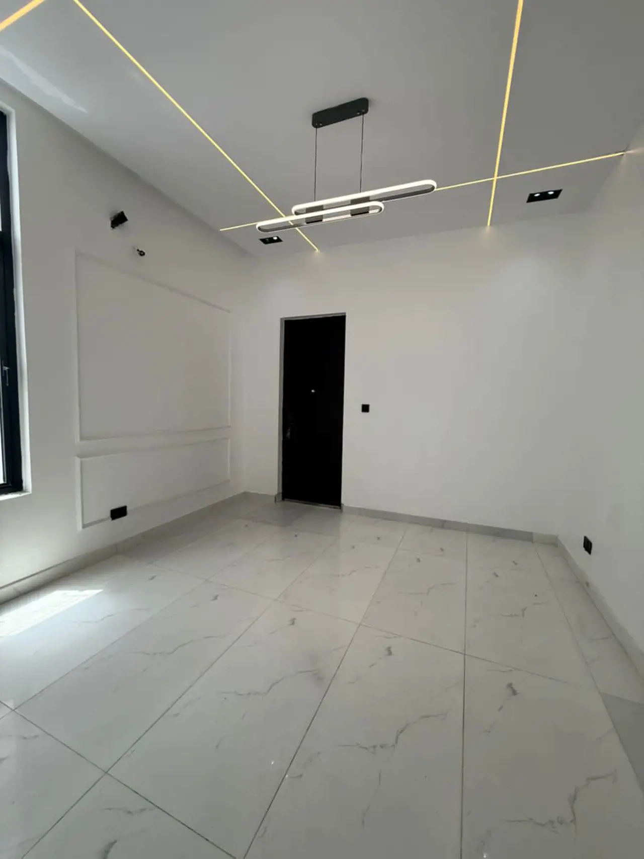 NEWLY BUILT 5 BEDROOM DUPLEX