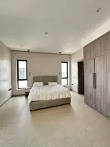 LUXURY 5 BEDROOM DUPLEX WITH GARDEN