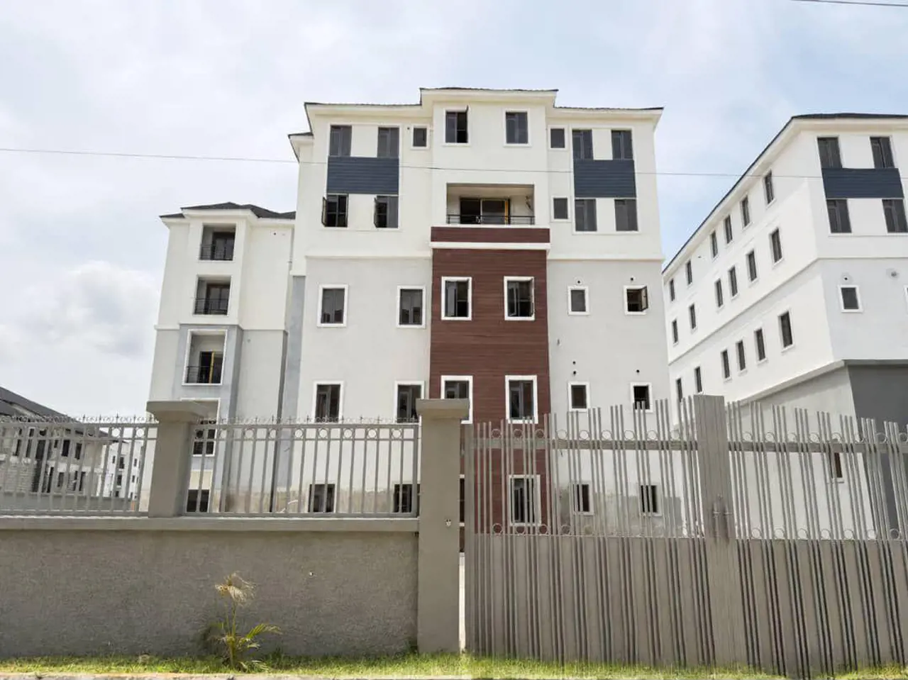 Spacious 1 Bedroom Apartment