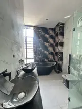 EXQUISITE LUXURY 4 BEDROOM DUPLEX WITH BQ - photo 3