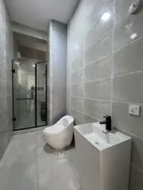 STUNNING 4 BEDROOM Townhouse Duplex - photo 2