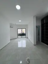 STUNNING 4 BEDROOM Townhouse Duplex - photo 3