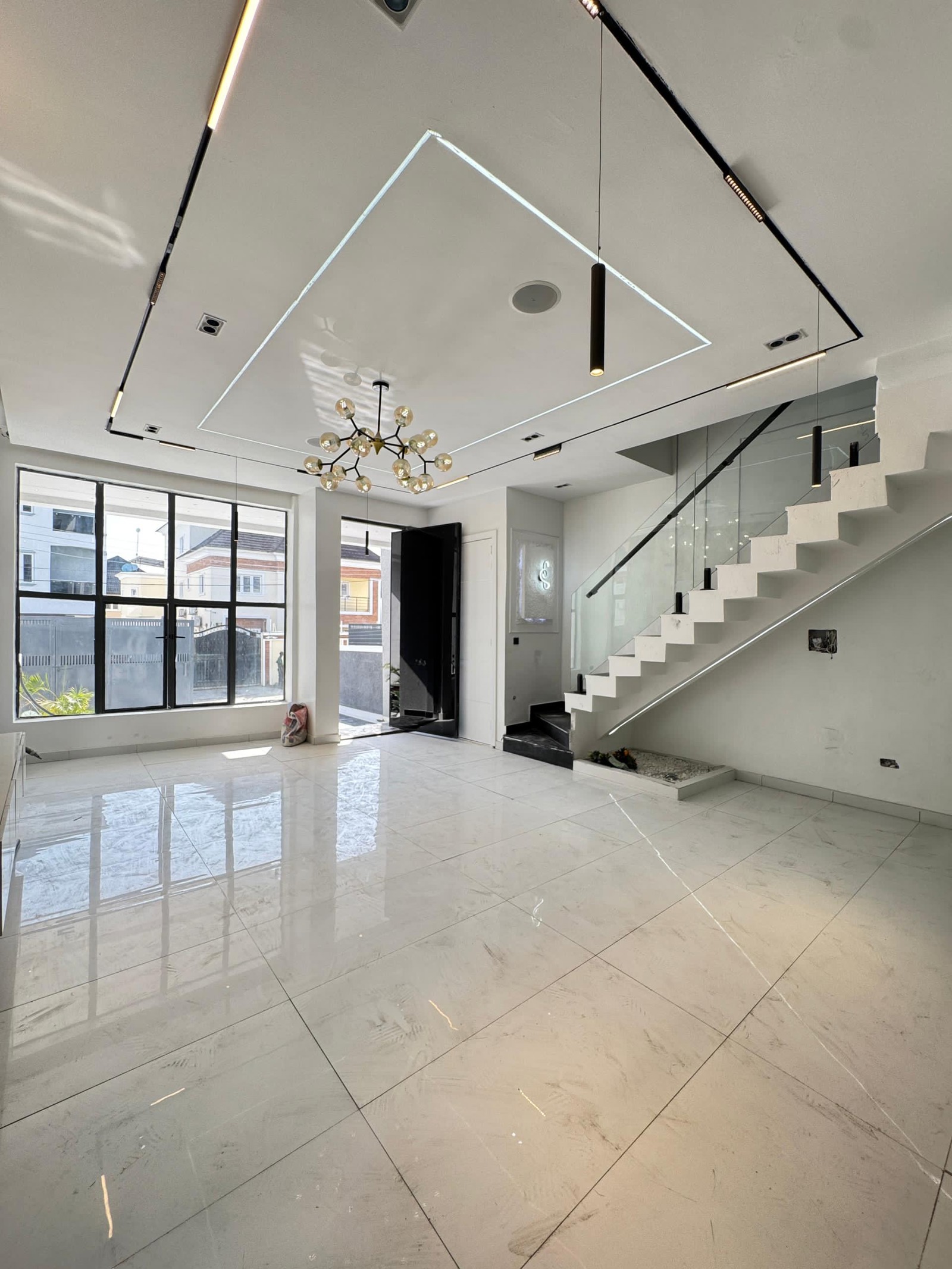 4 BEDROOM SEMI- DETACHED DUPLEX WITH BQ , CINEMA & POOL FOR SALE