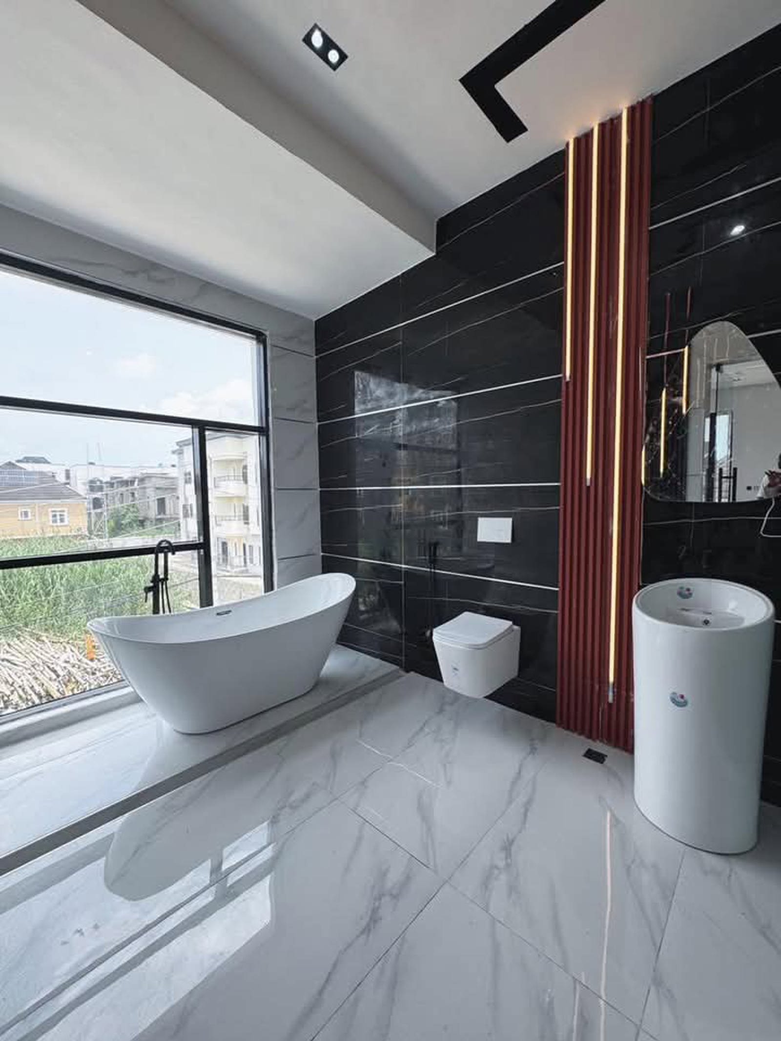 4 bedroom detached home