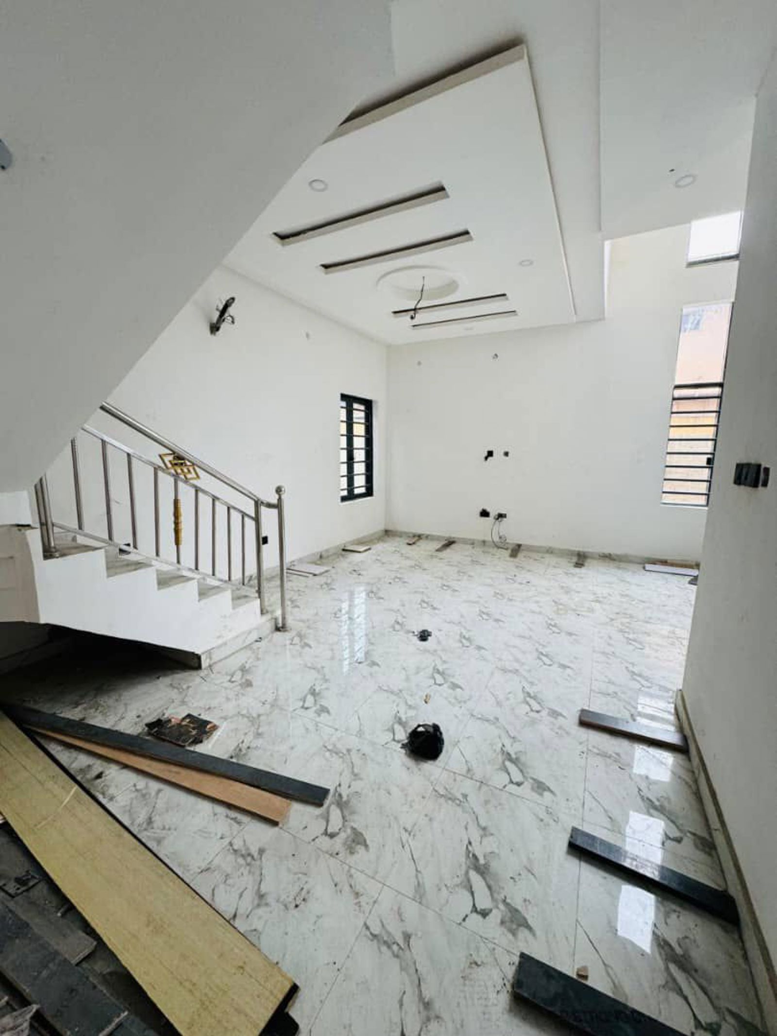5 bedrooms fully detached duplex