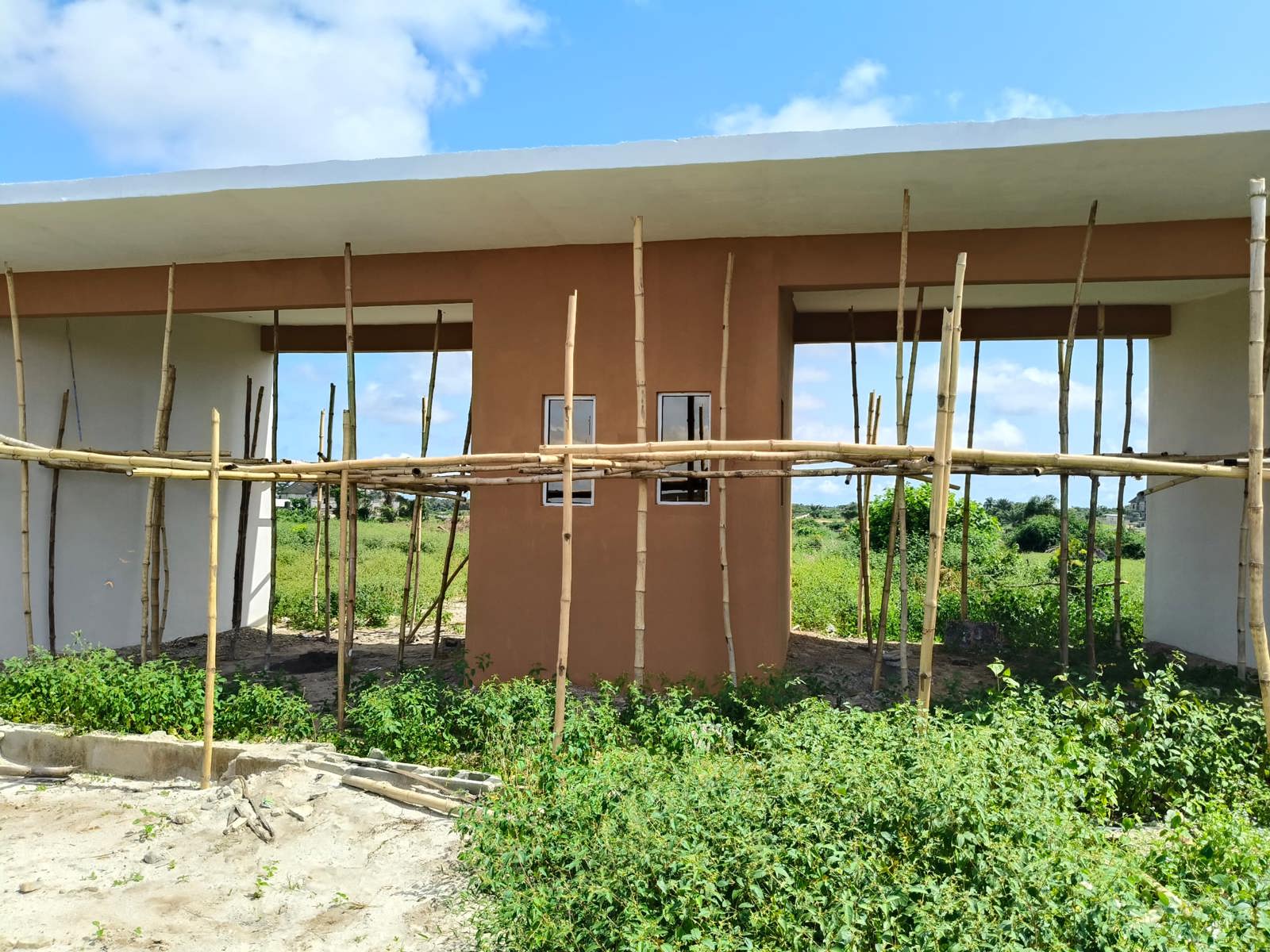EXCLUSIVES PLOTS FOR SALE AYO CASTLE HOME LEKKI-EPE EXPRESSWAY LAGOS