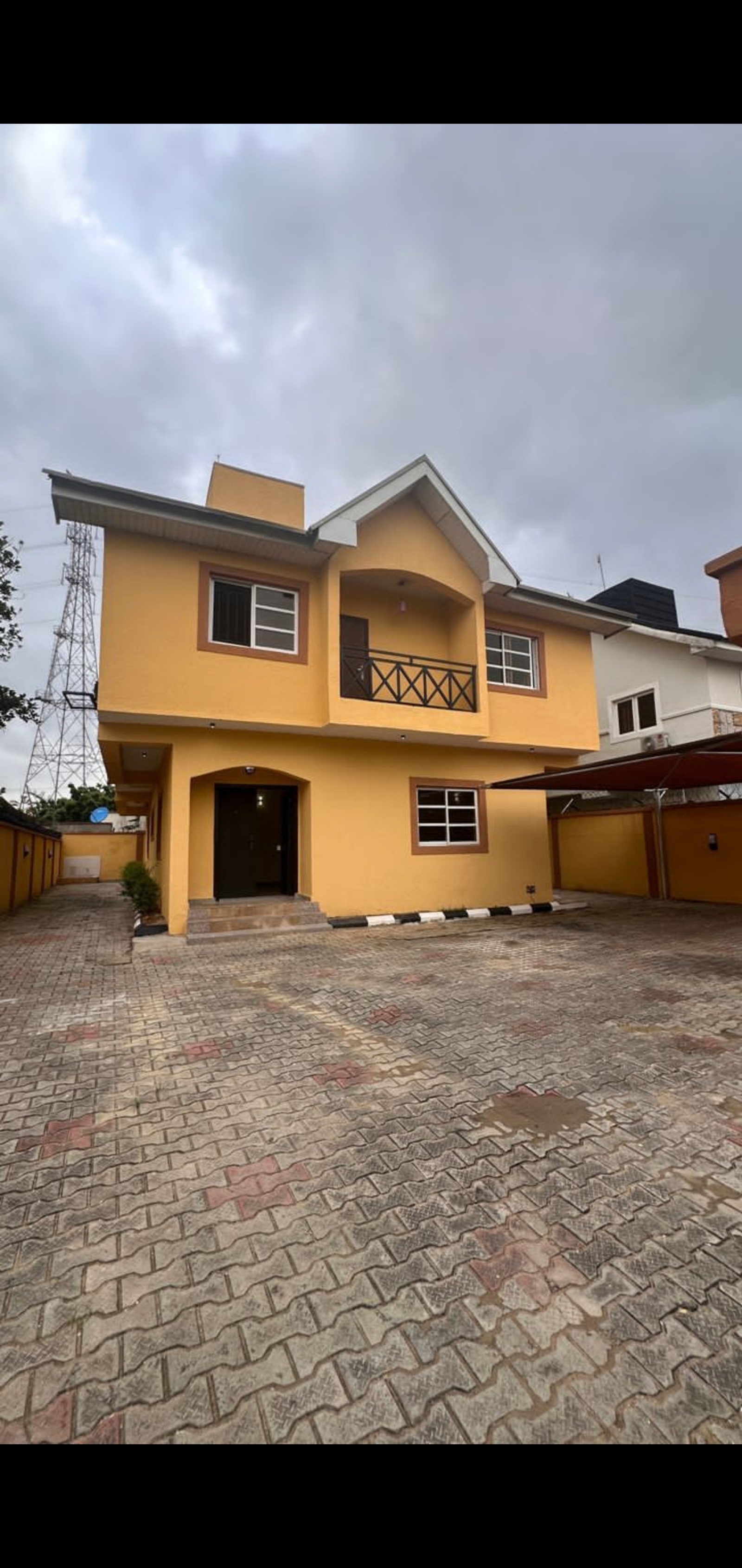 5 bedrooms fully detached duplex