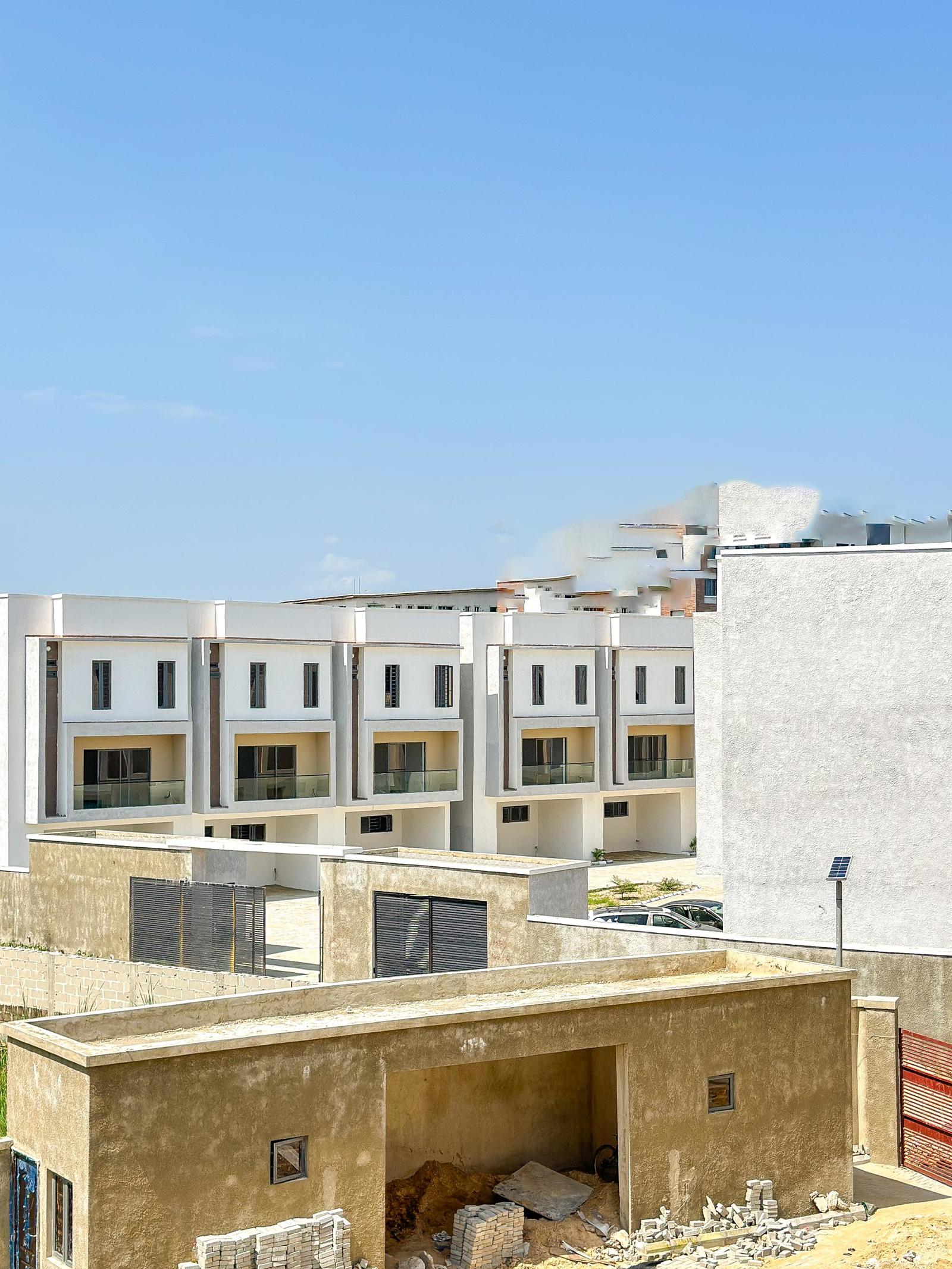 4 BEDROOM TERRACE DUPLEX LEKKI PHASE ONE LAGOS