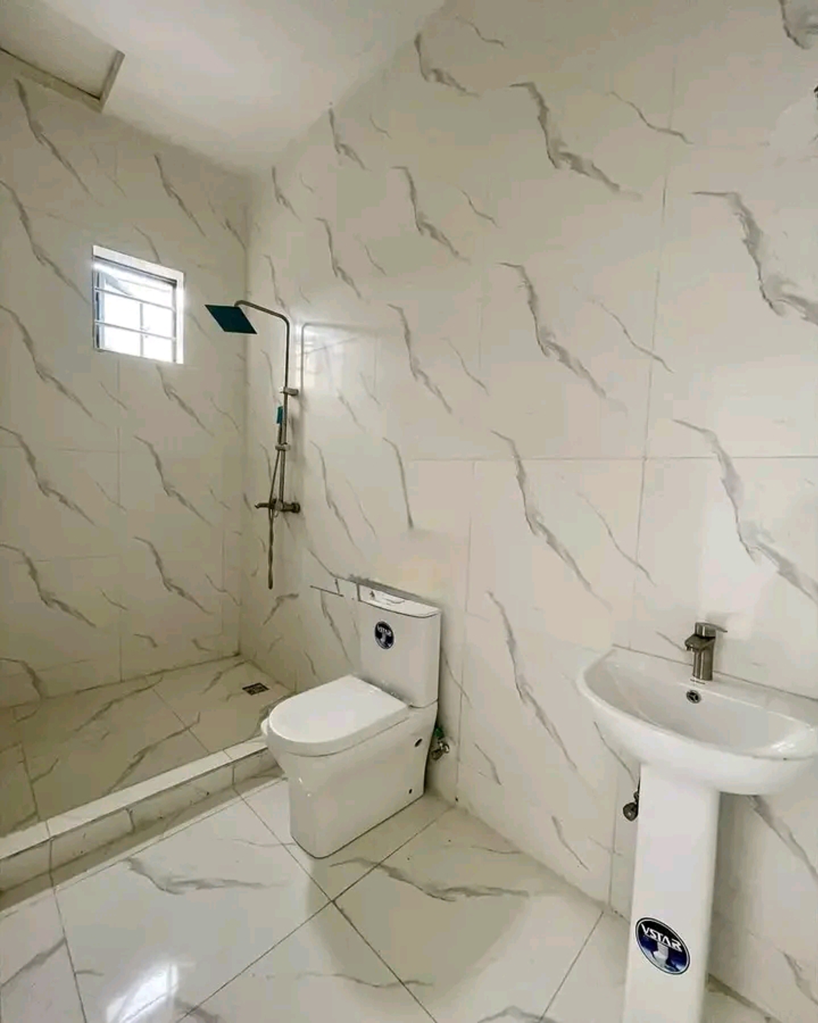 LOVELY & AFFORDABLE 3 BEDROOM TERRACE DUPLEX FOR SALE