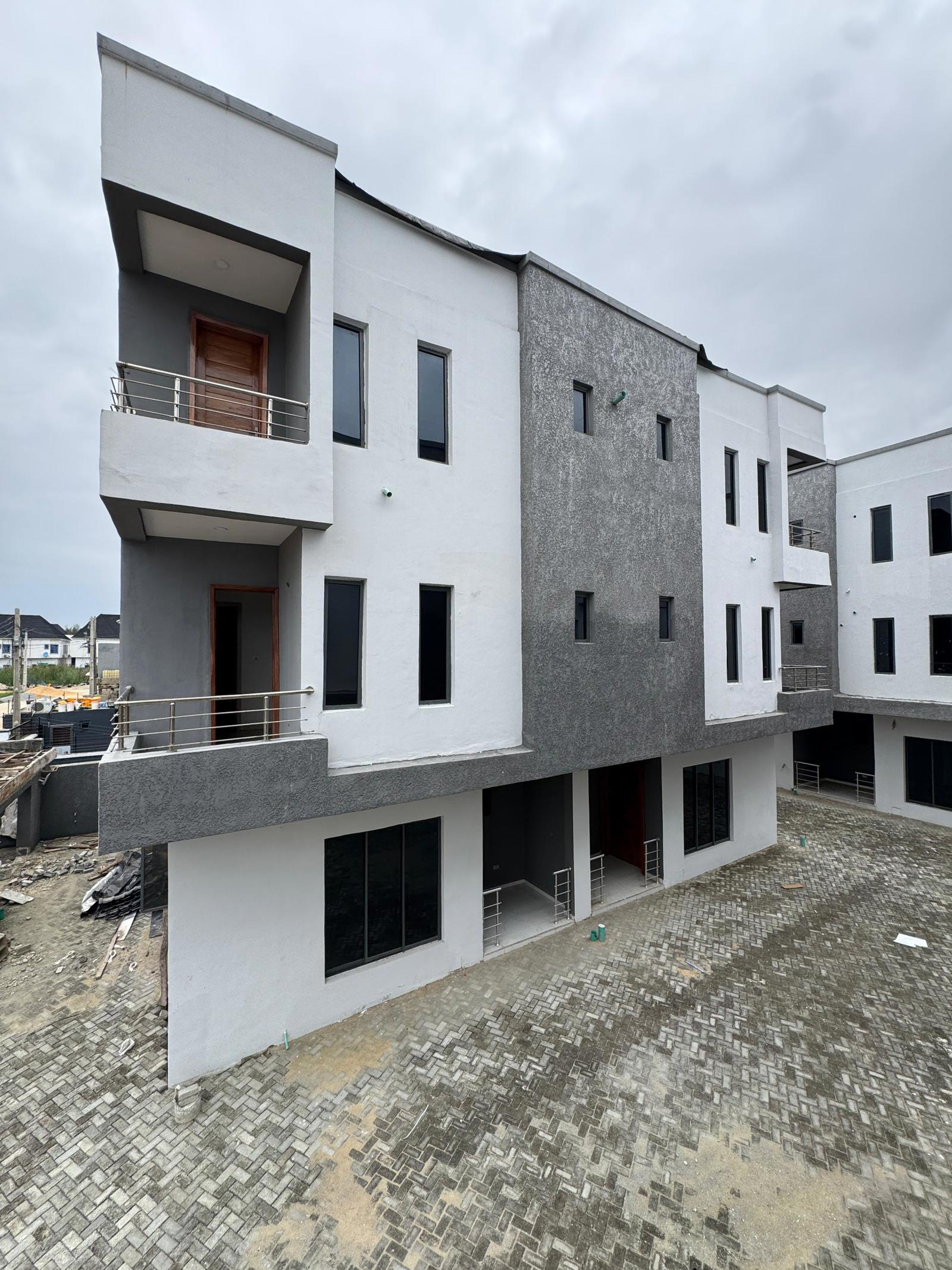 4 BEDROOM SEMI-DETACHED DUPLEX IKOTA