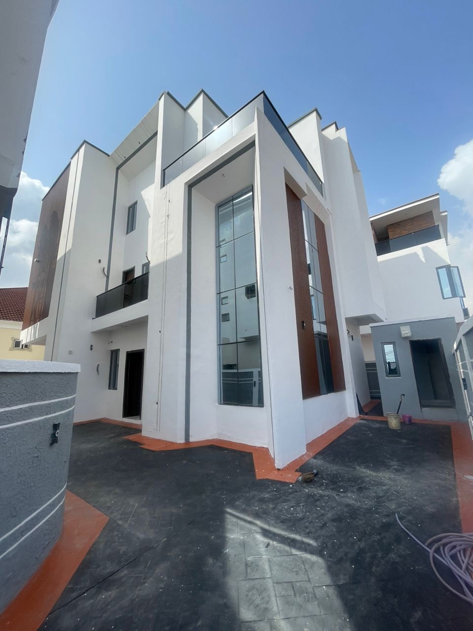 5 Bedroom fully Detached Duplex