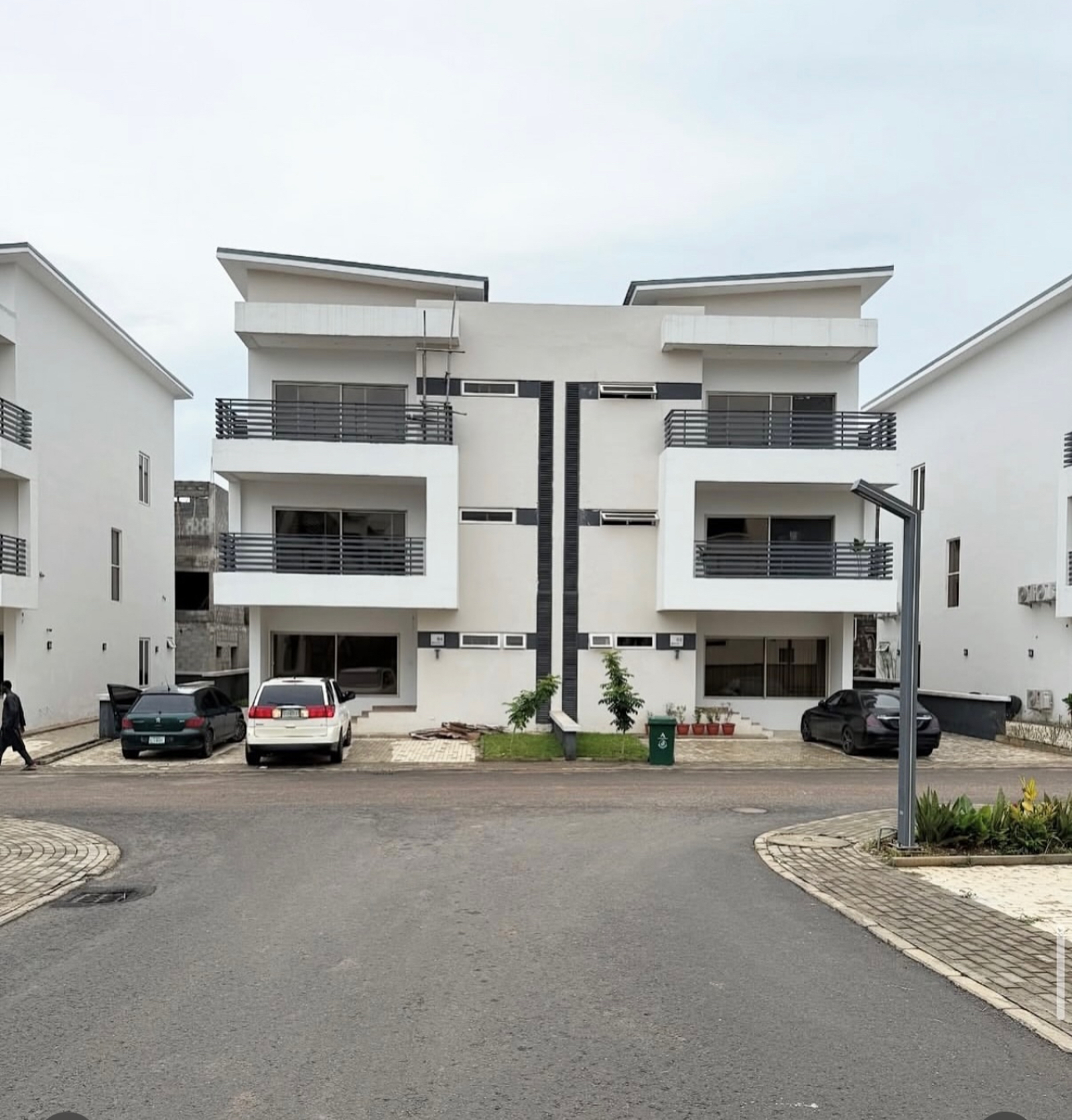 4 Bedroom Semi-Detached Duplex