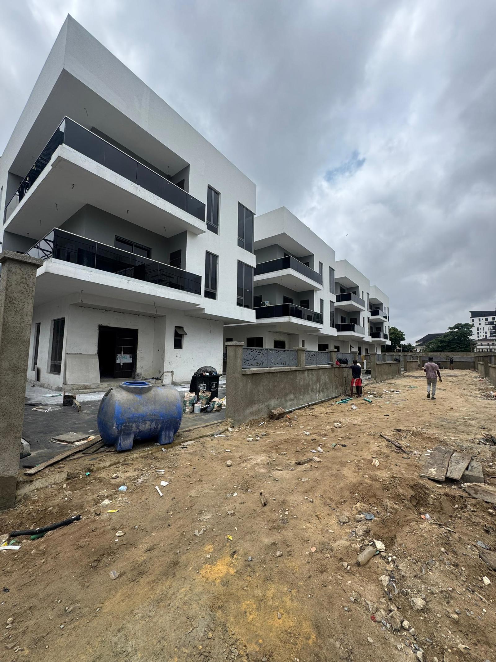 6 bedroom detached duplex in ikoyi