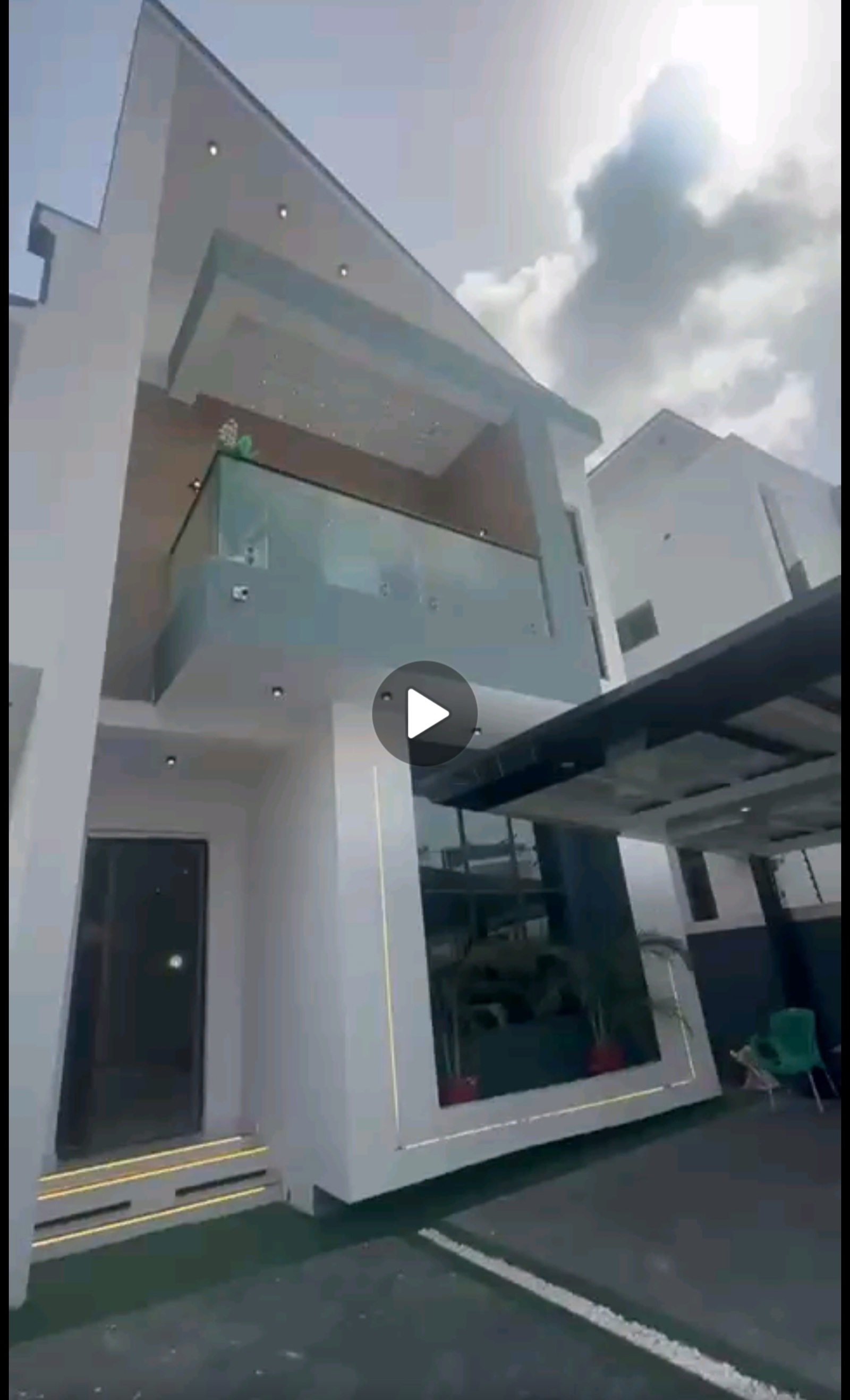 5 Bedroom Fully Detached Duplex
