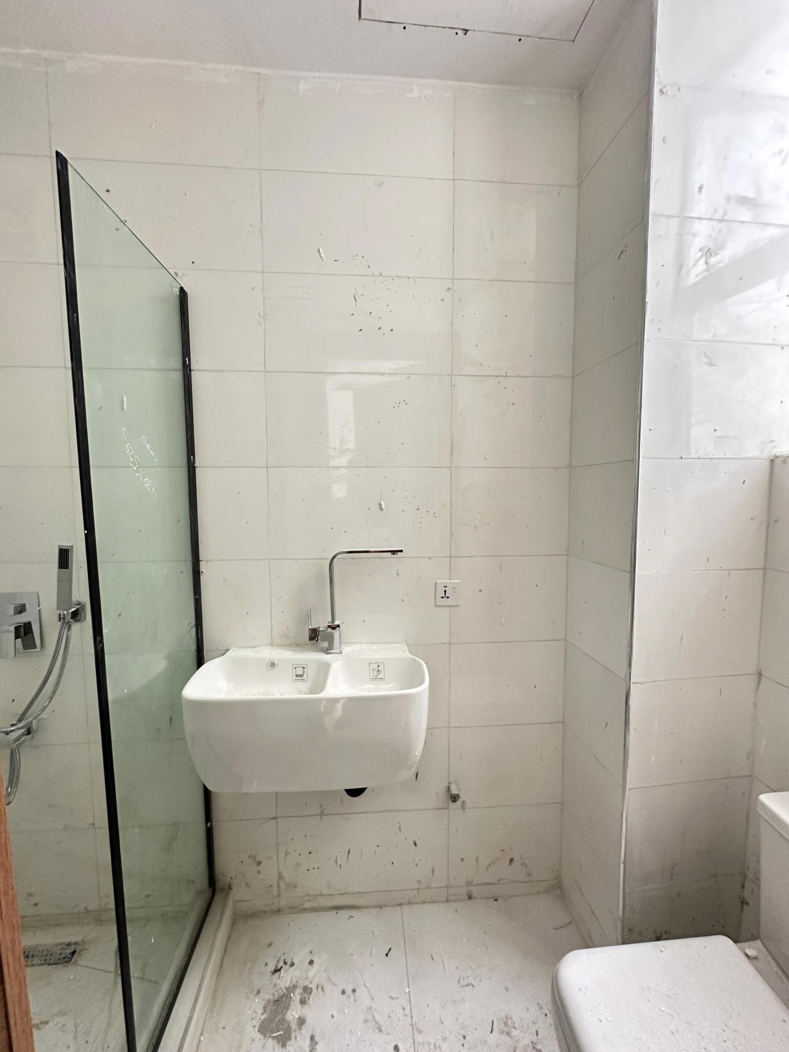 Spacious Luxury 2 Bedroom Apartment with Swimming pool and Elevator