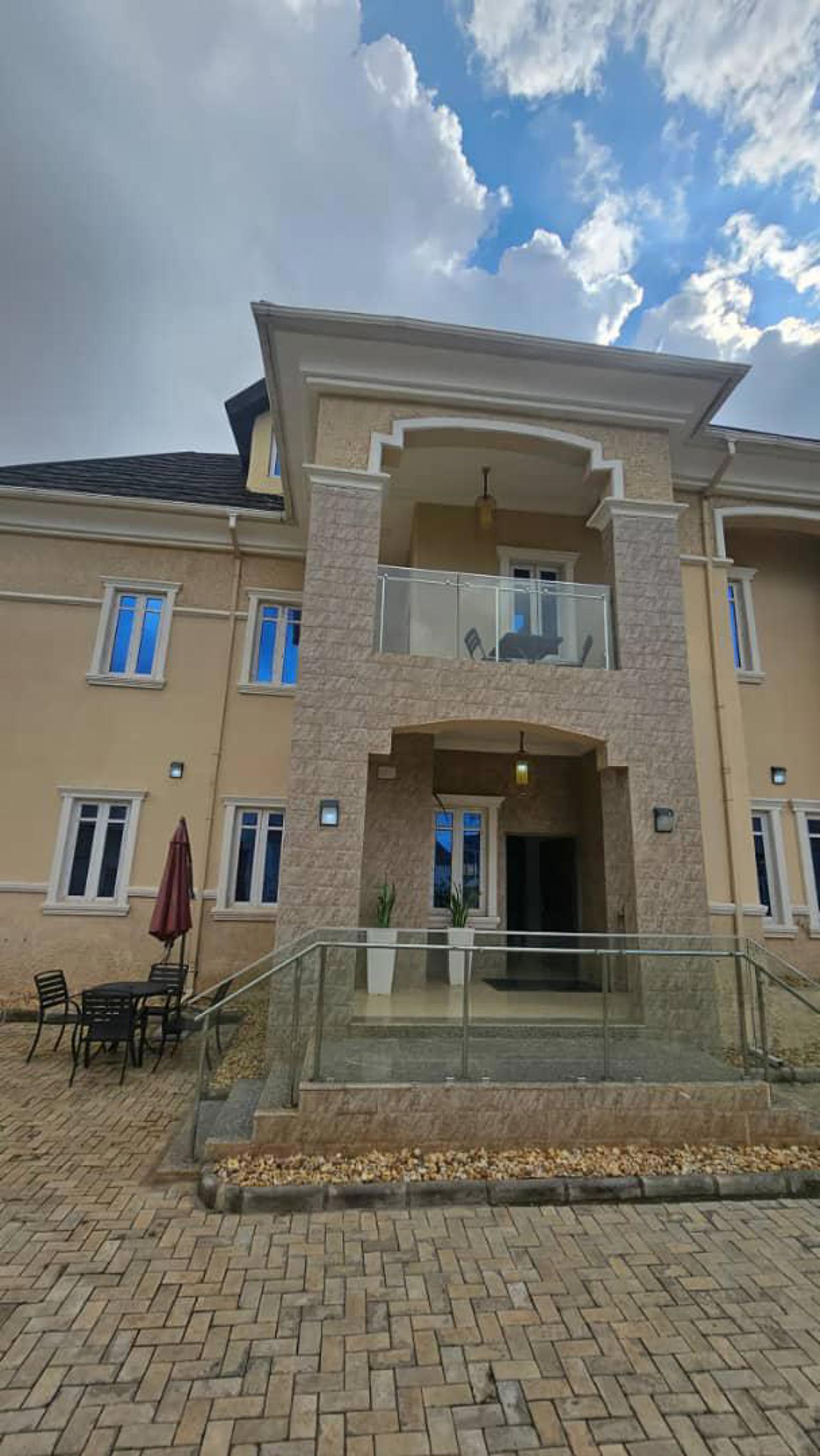6 Bedroom detached Duplex