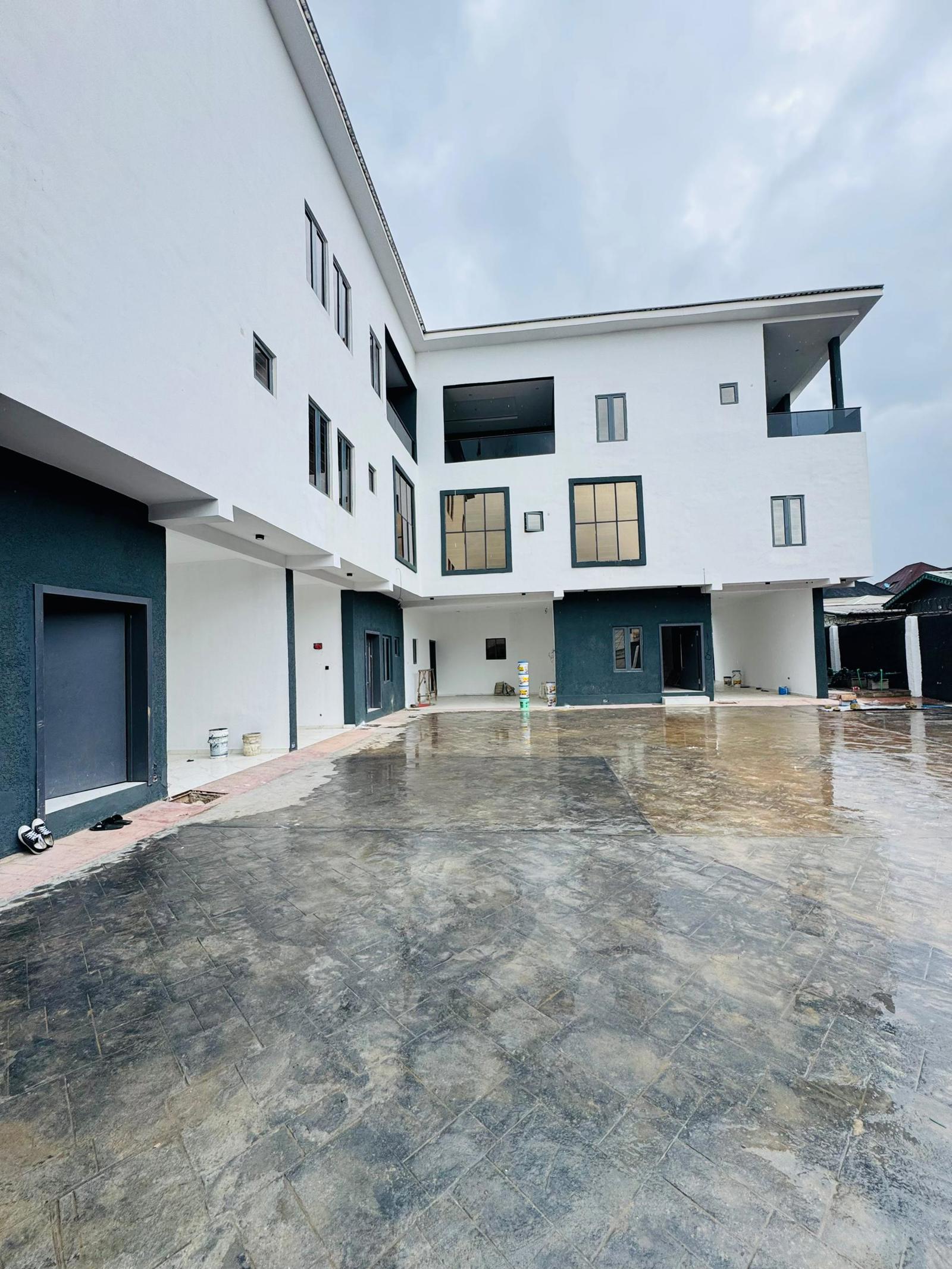 BRAND NEW 💫 4 BEDROOM TERRACE DUPLEX + BQ 📌OMOLE PHASE 1