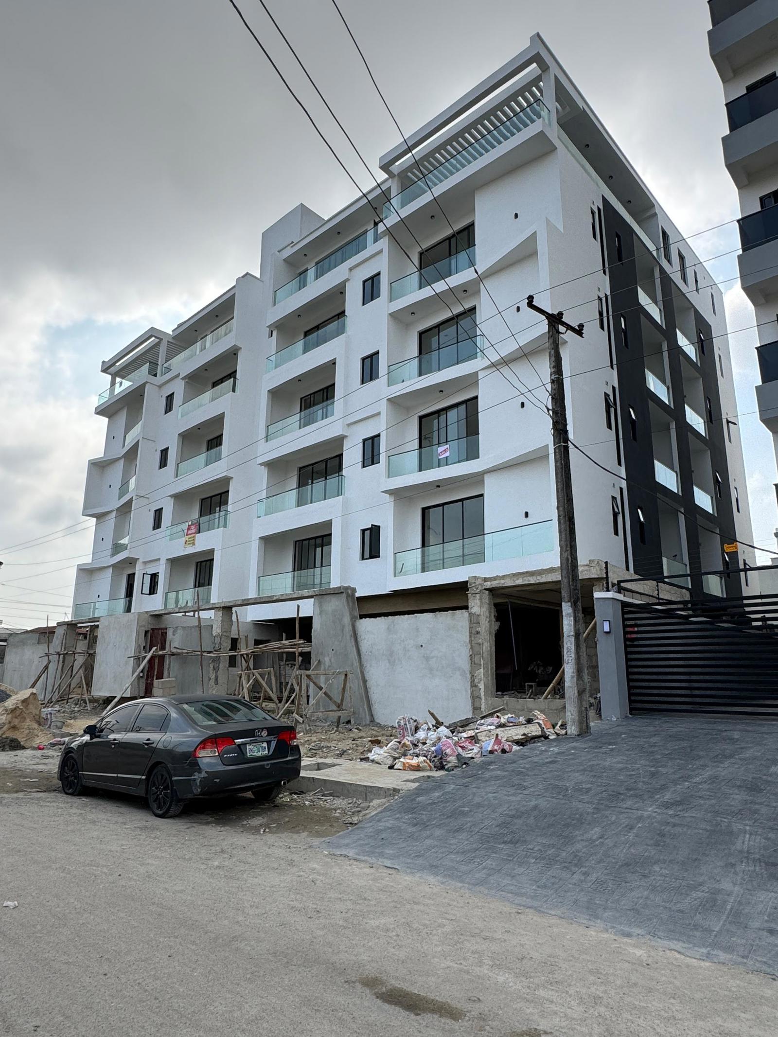 LUXURY FINISHED 3 BEDROOM PENTHOUSE