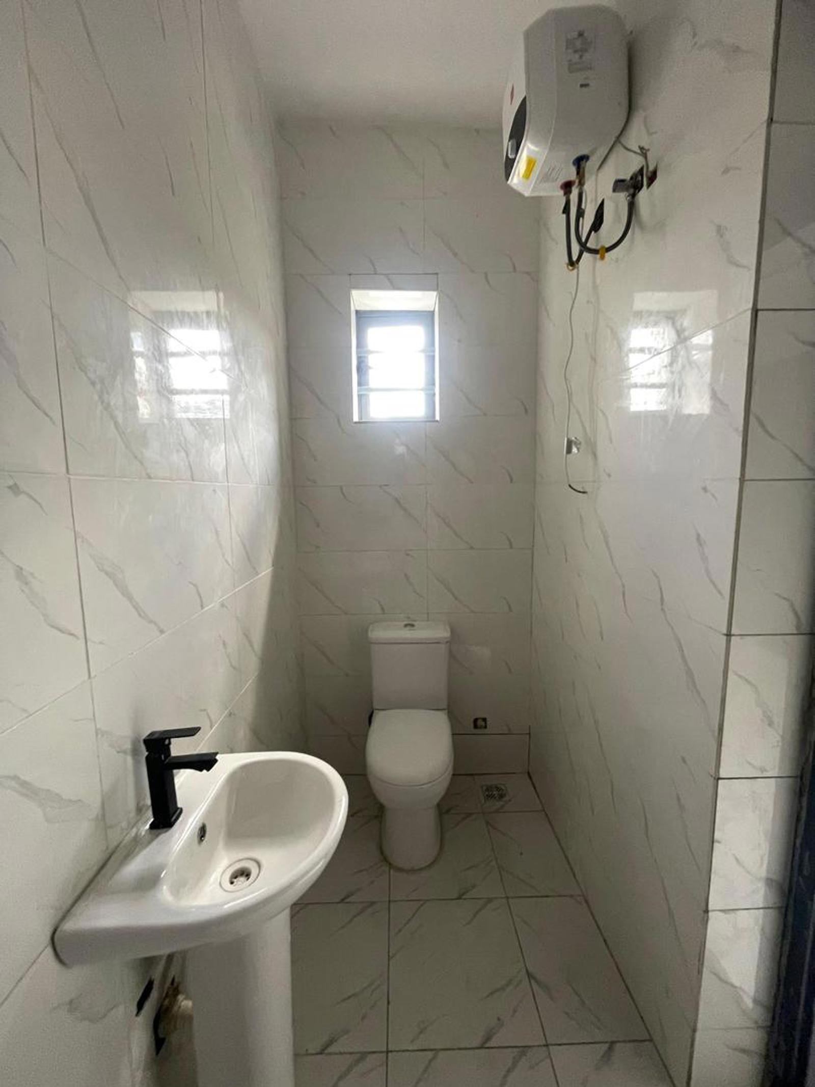 Well built  1 BEDROOM APARTMENT