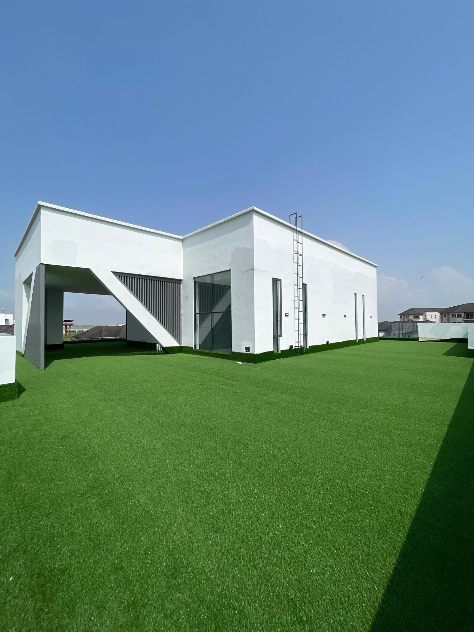 5 BEDROOM DETACHED DUPLEX WITH A POOL, CINEMA AND ELEVATOR