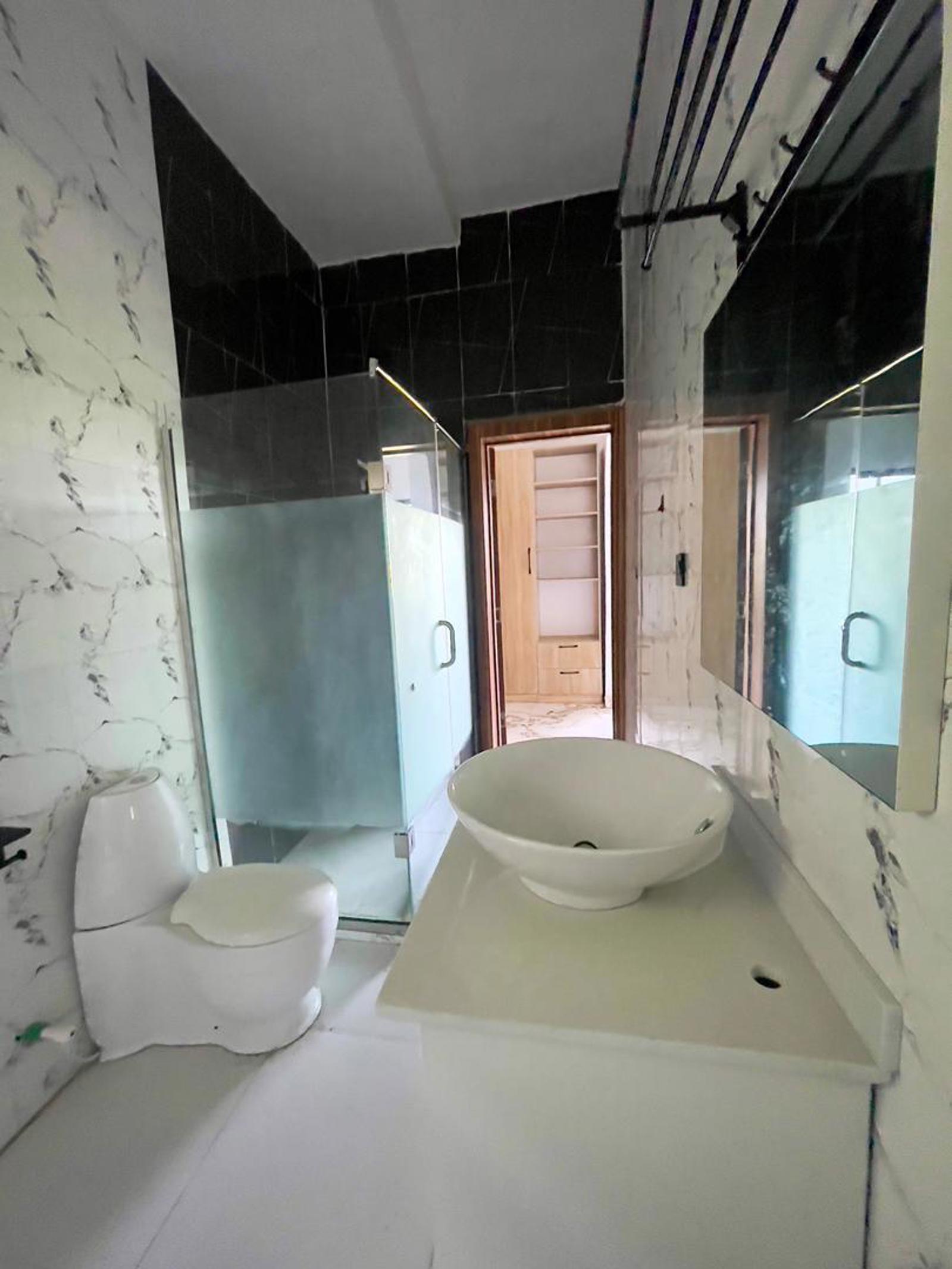 4 BEDROOM FULLY DETACHED DUPLEX WITH STAIRCASE LED LIGHT AND BQ
