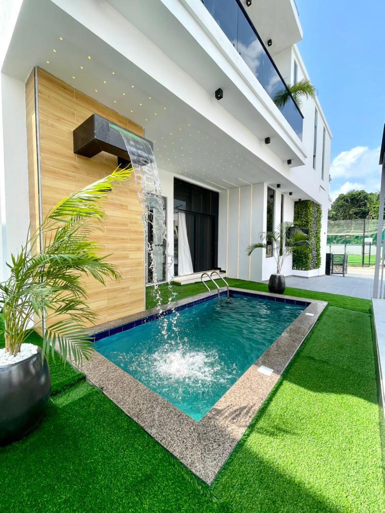5 BEDROOM SMART FULLY DETACHED DUPLEX CONTEMPORARY STYLE WITH CINEMA, WATER FOUNTAIN, SWIMMING POOL, GAZEBO, STAIRCASE LED LIGHT, TV CONSOLE AND BQ