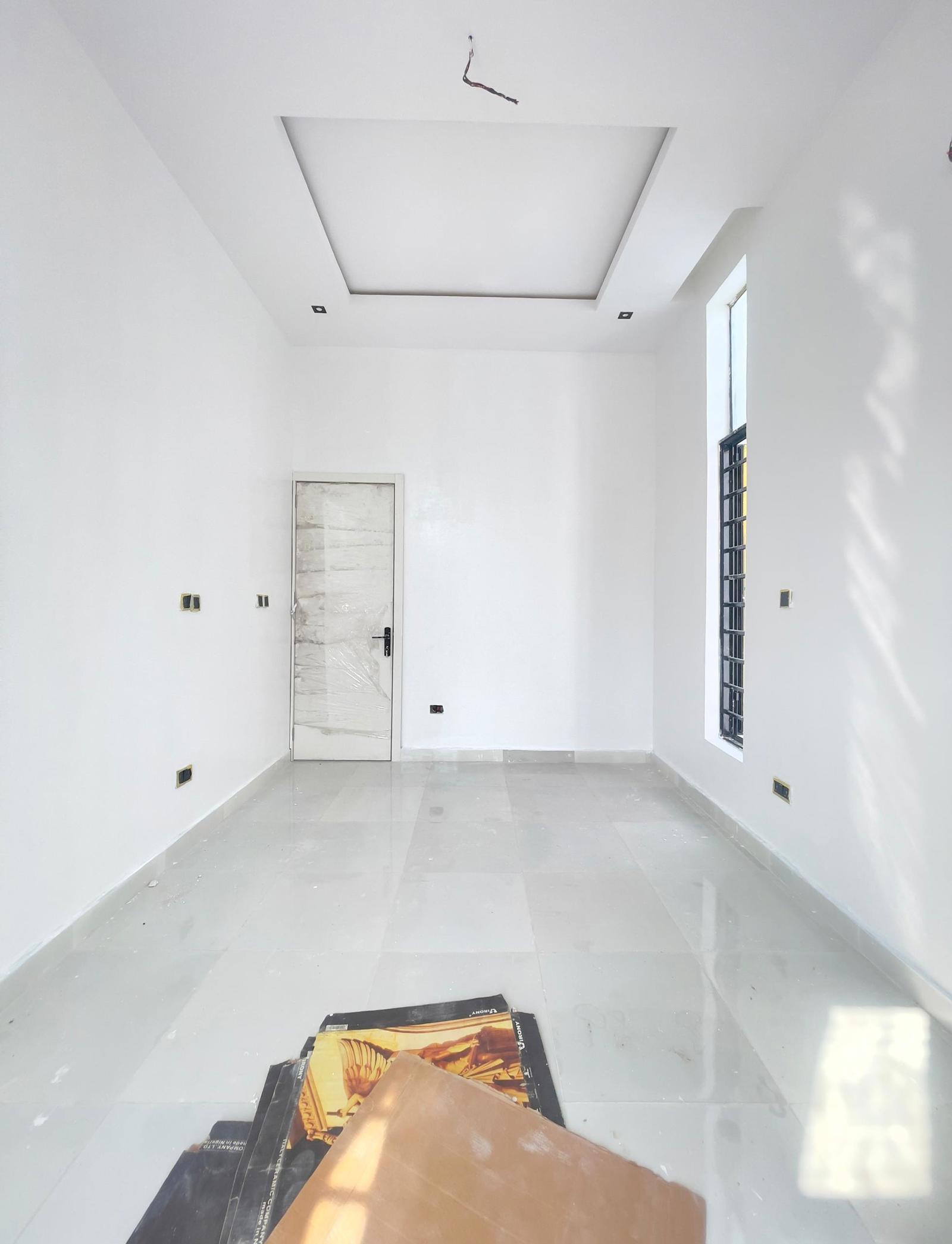 4 BEDROOM FULLY DETACHED DUPLEX WITH STAIRCASE LED LIGHT AND BQ