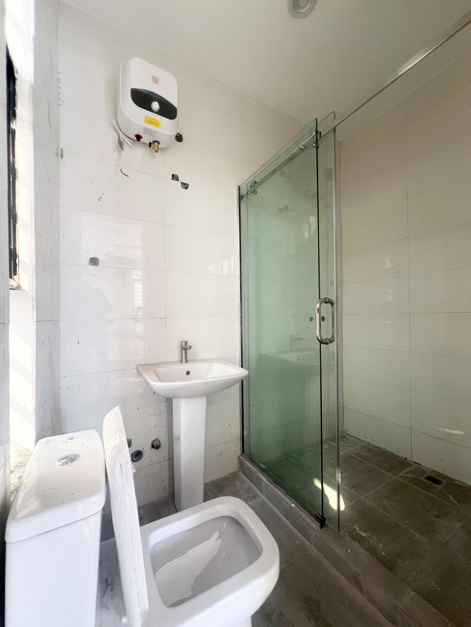 WELL BUILT 2 BEDROOM APARTMENT
