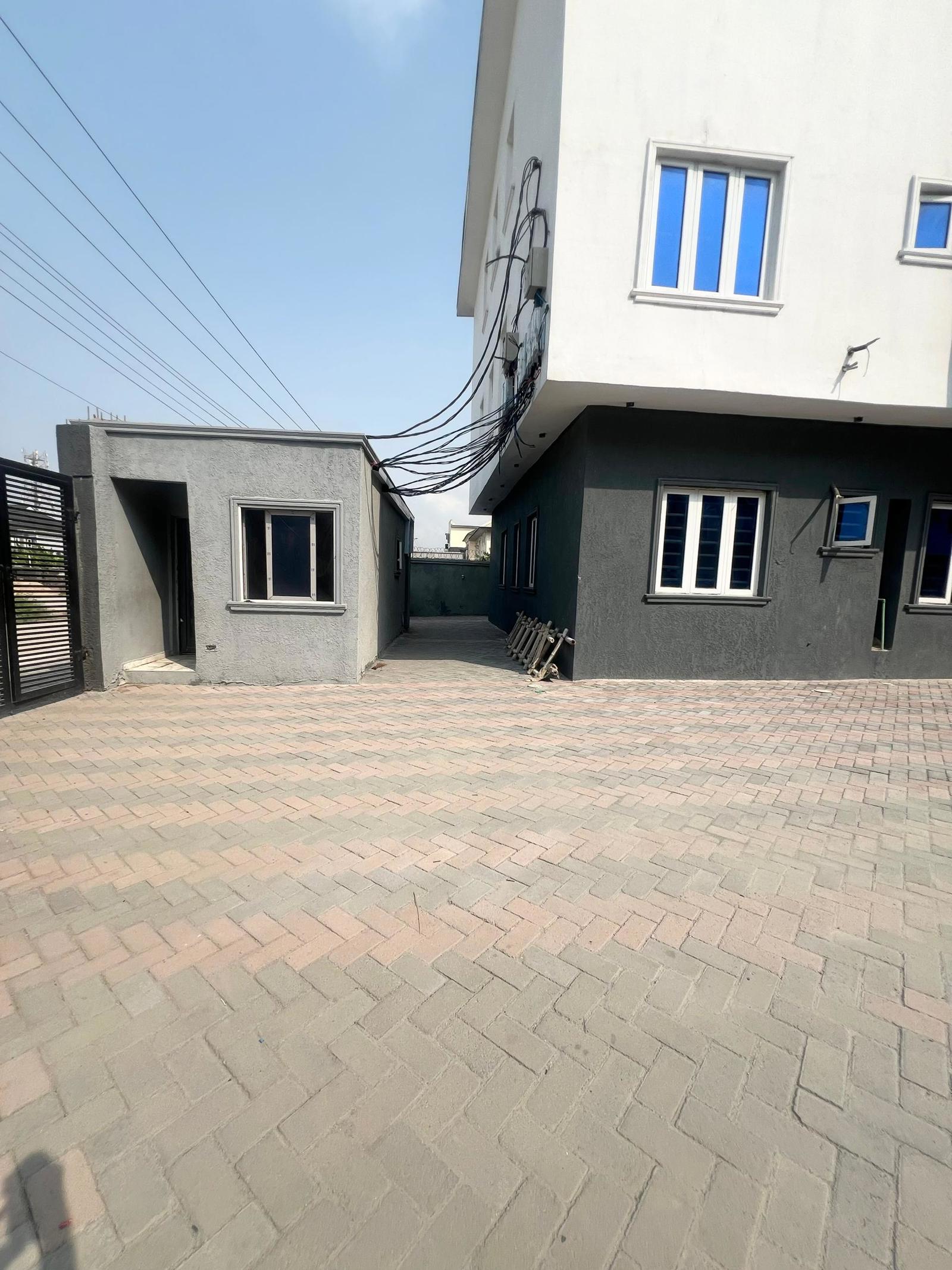 1,2,3 BEDROOM APARTMENTS NOW SELLING