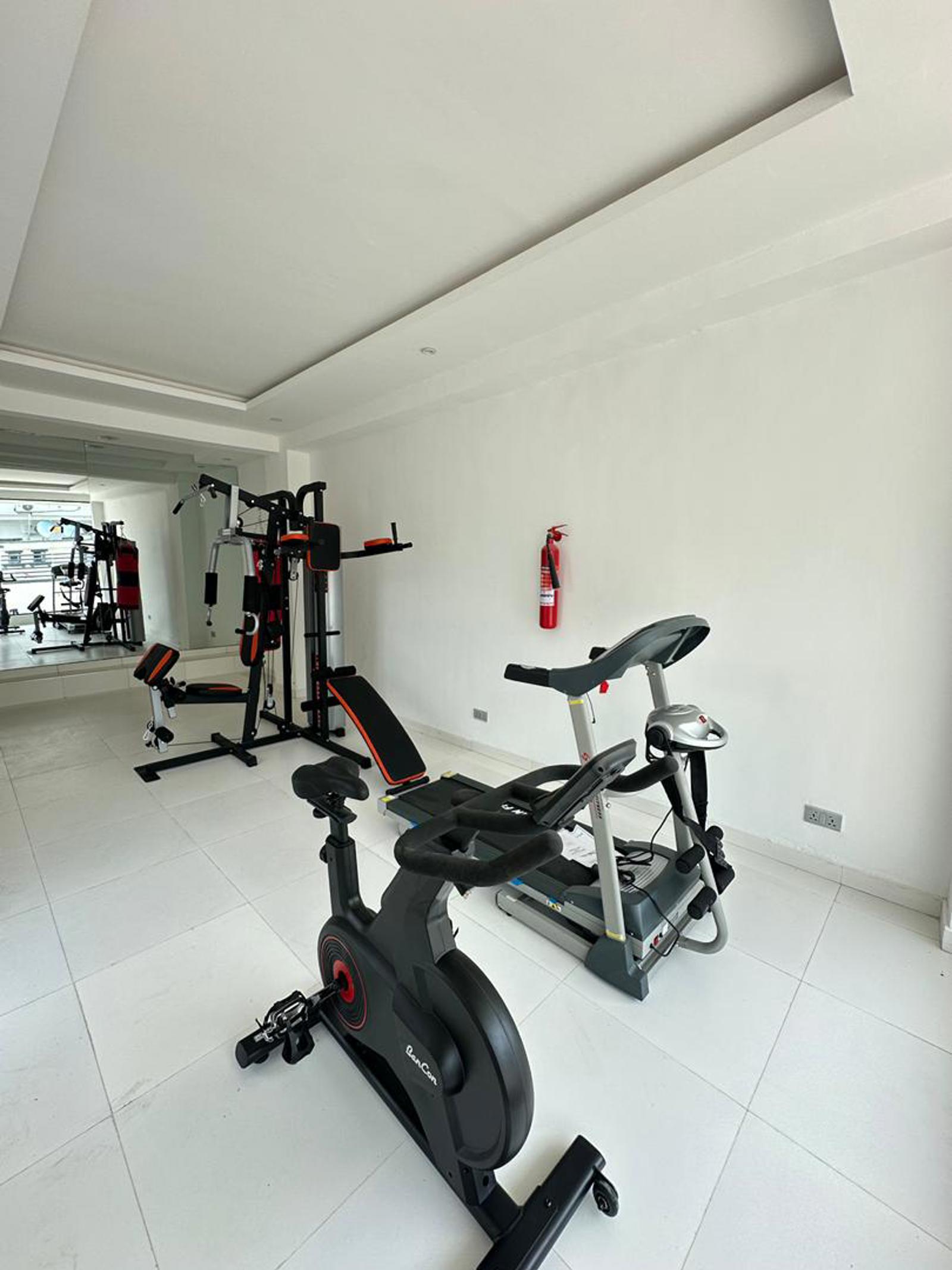 LUXURY 3 BEDROOM APARTMENT