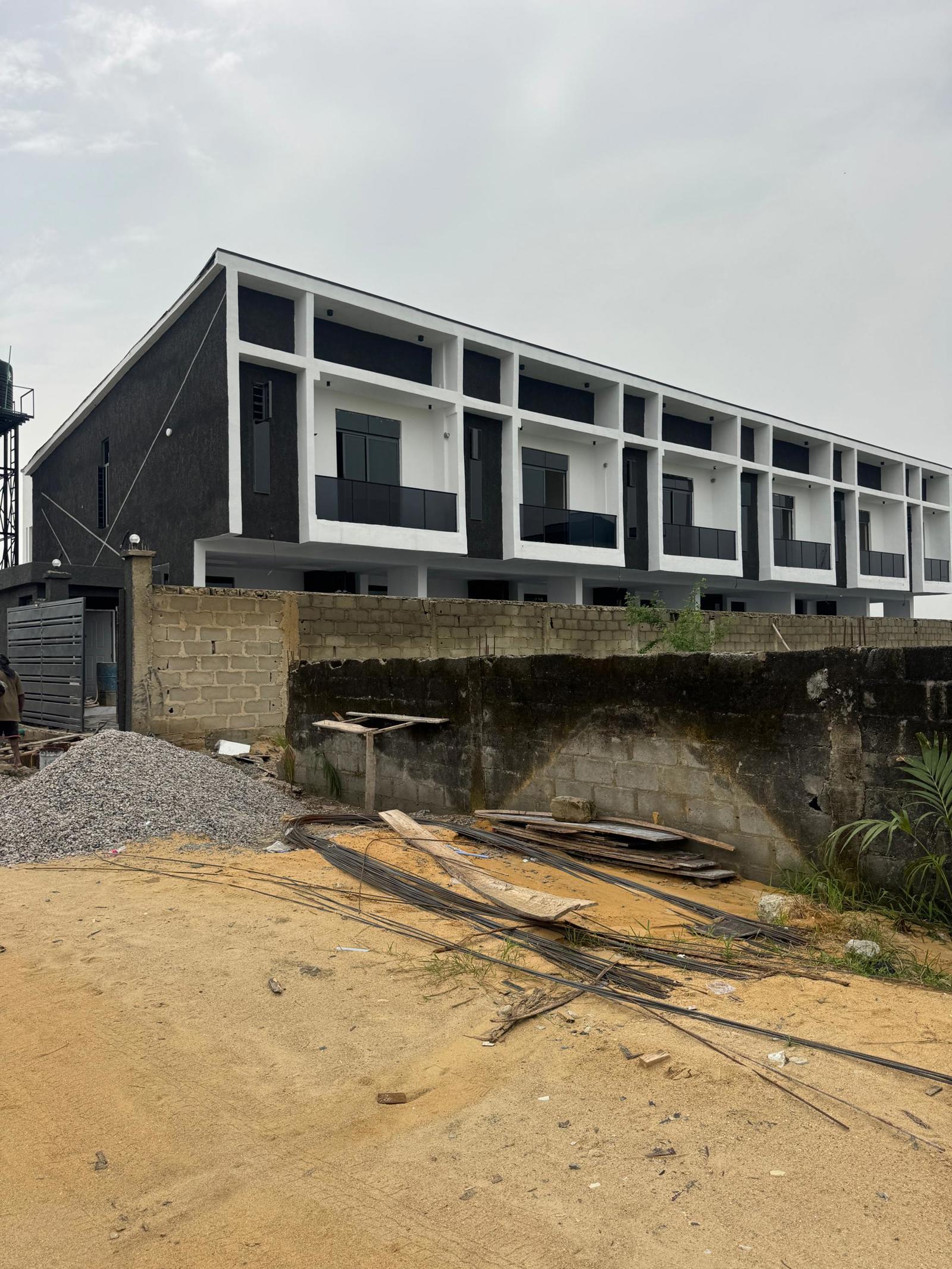 3 BEDROOM TERRACE DUPLEX