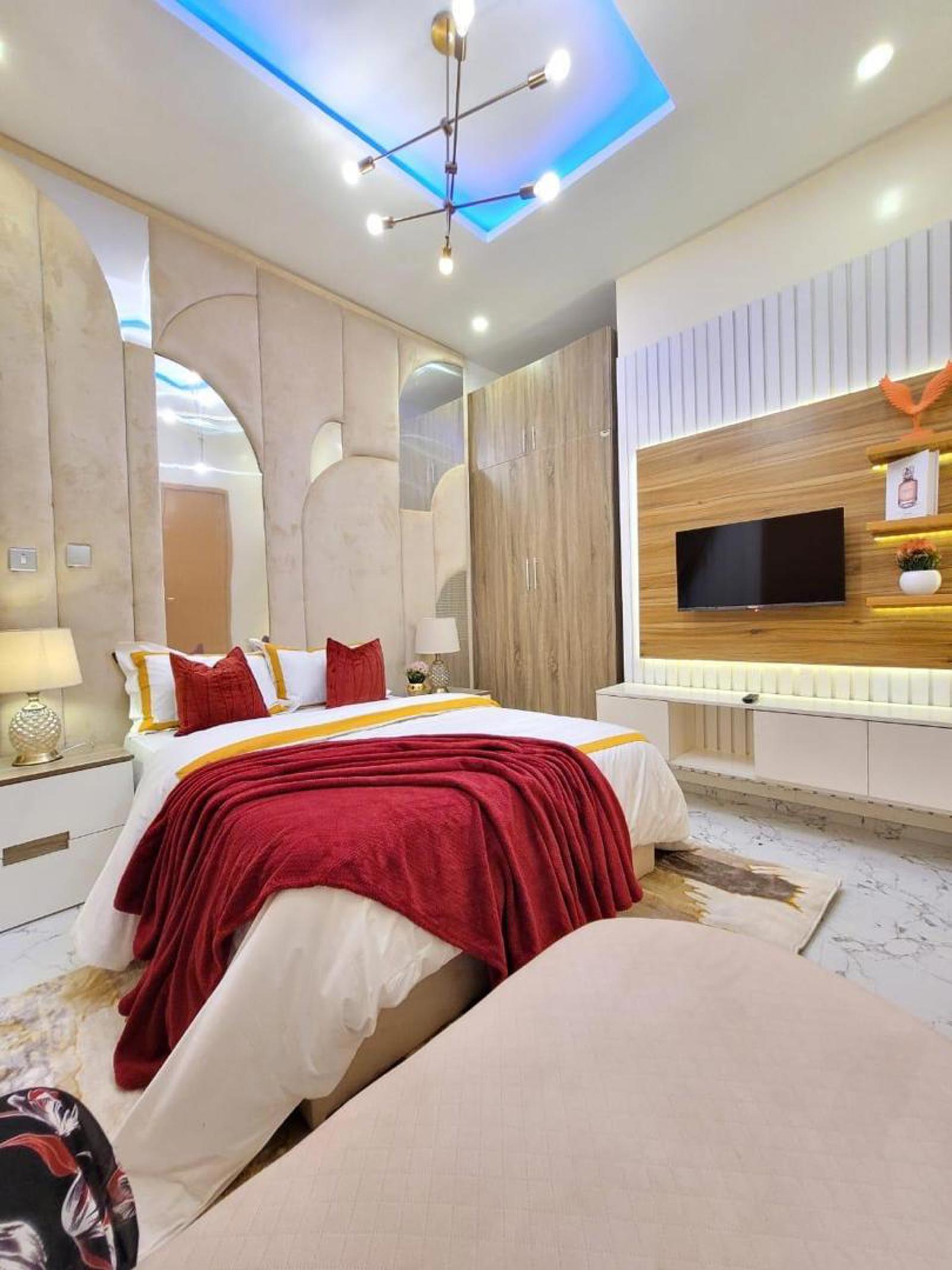Spacious 3 bedroom Terrace Duplex