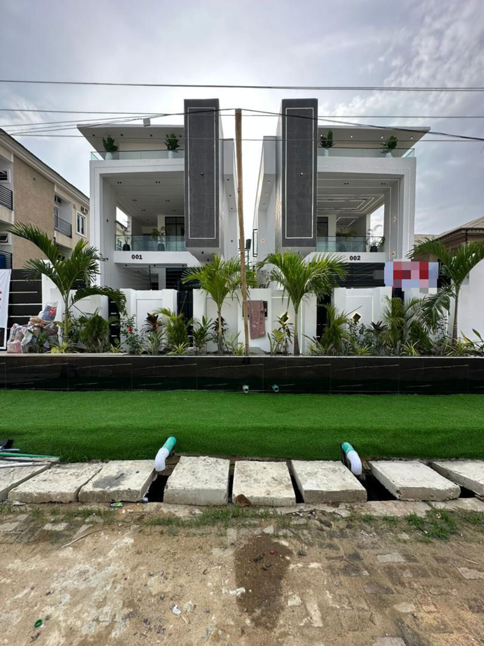 5 bedrooms fully detached duplex