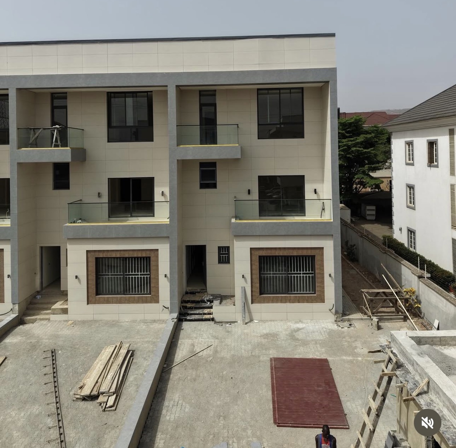 5 Bedroom  Terrace Duplex